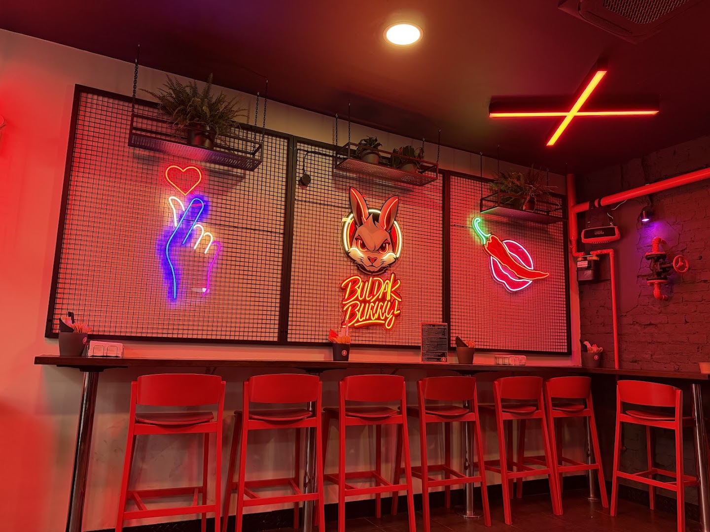 Buldak Bunny: attractive interior with clear branding