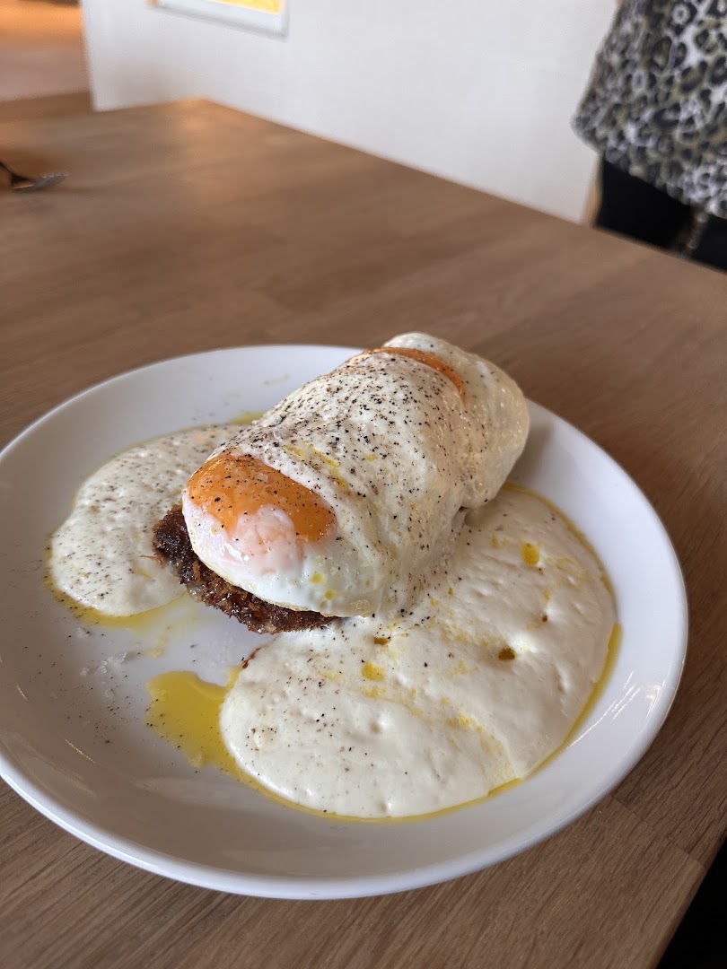 Buvette: appetizing, high-quality food photo