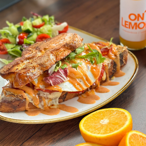Chałka i masło: appetizing, high-quality food photography