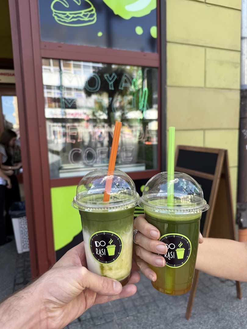 Do rąsi: appetizing drinks at the venue