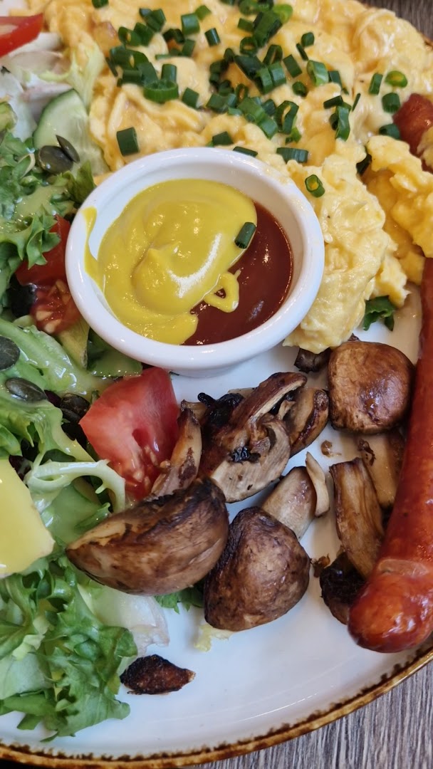 Elegans Cafe & Breakfasts: appetizing and clear food photo