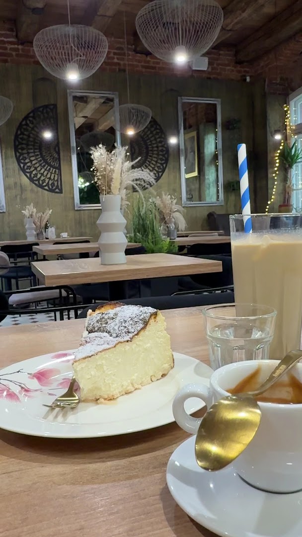Fit Cake: appetizing food and nice atmosphere