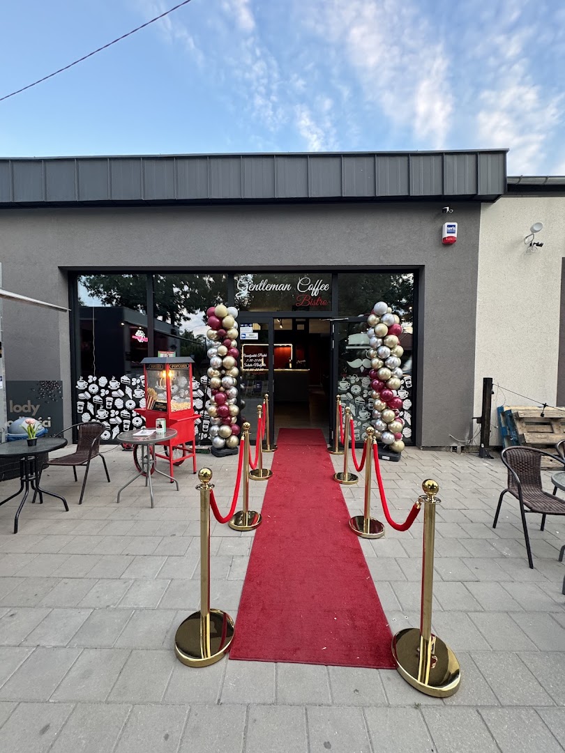 Gentleman Coffee: clear exterior shot of venue