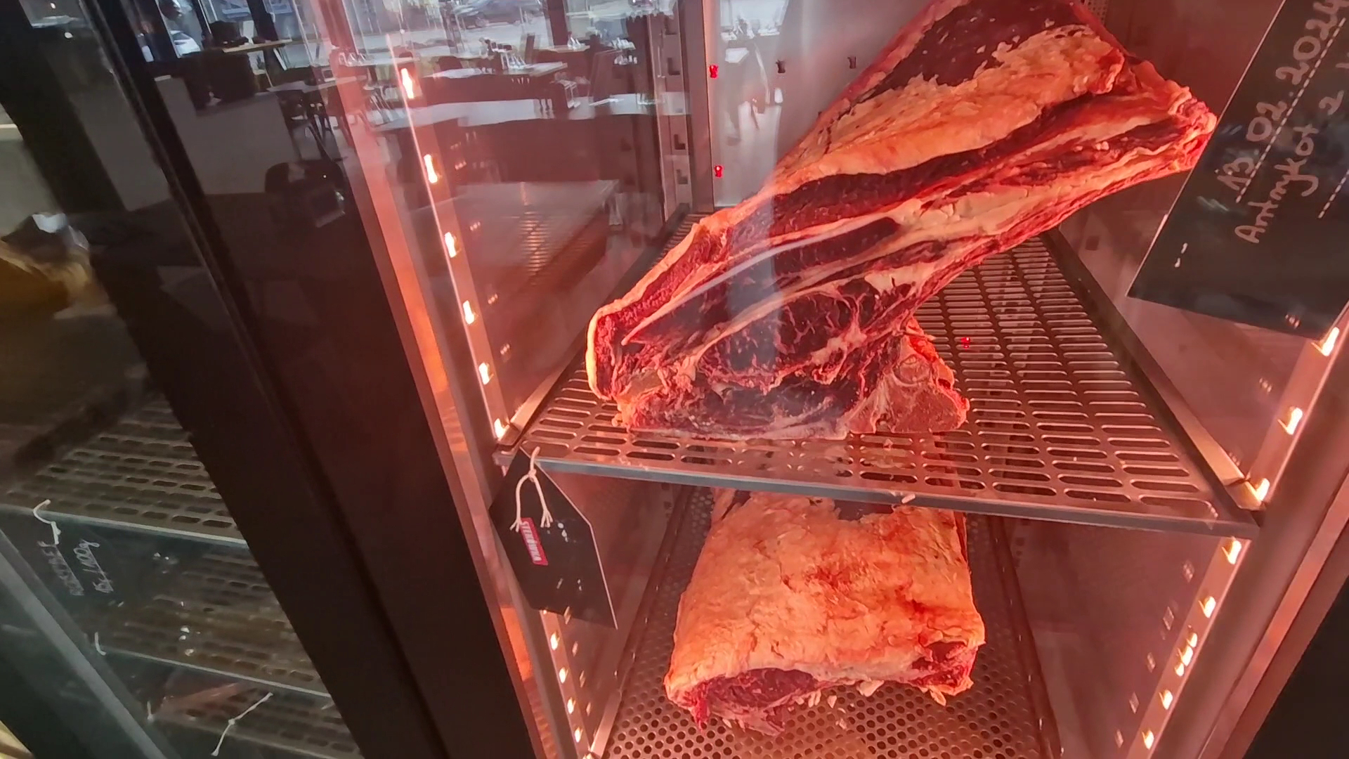 On Fire Steki i Wino: high quality meat display photo