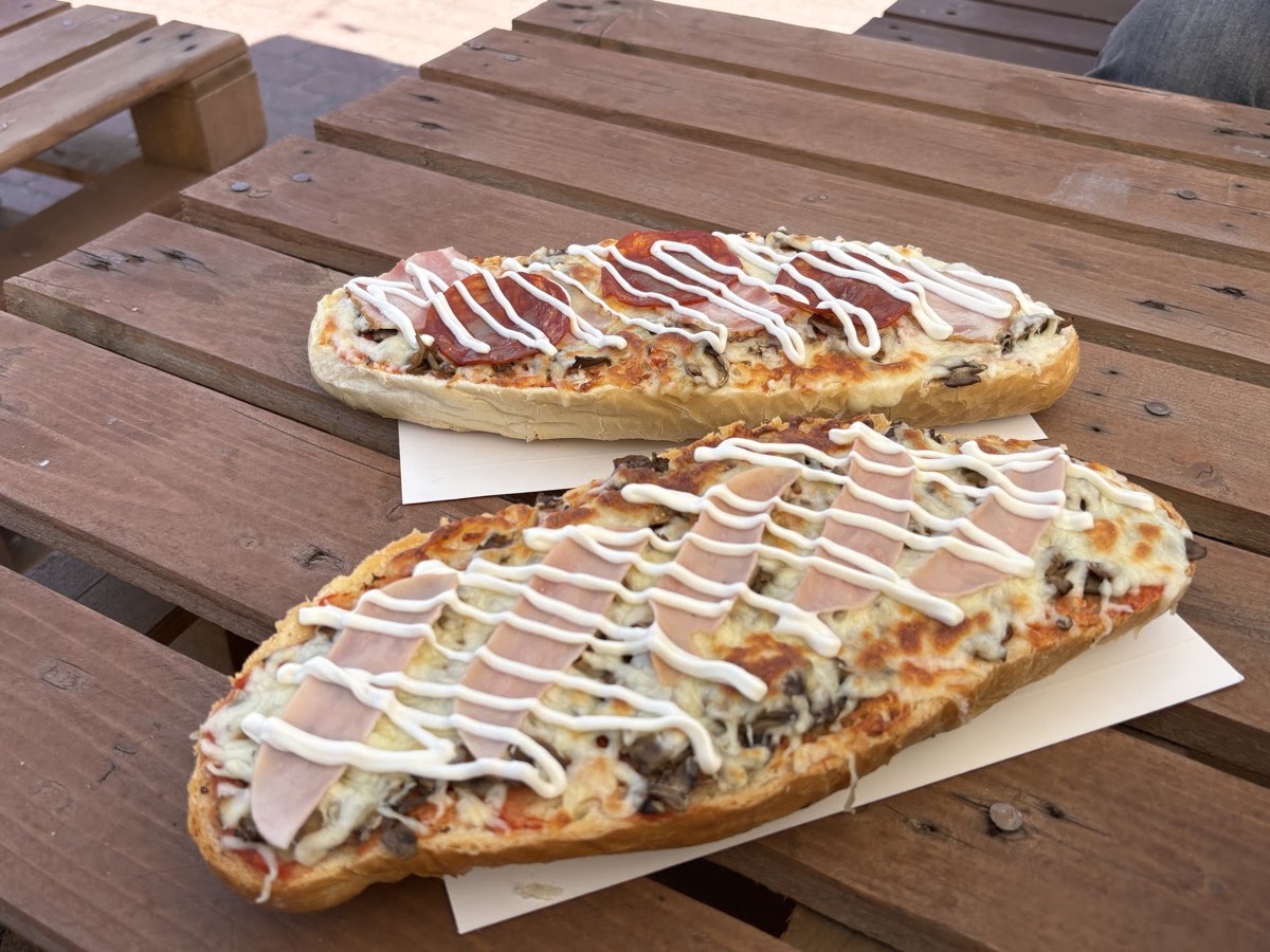 Zapieksa: clear, appetizing photo of food