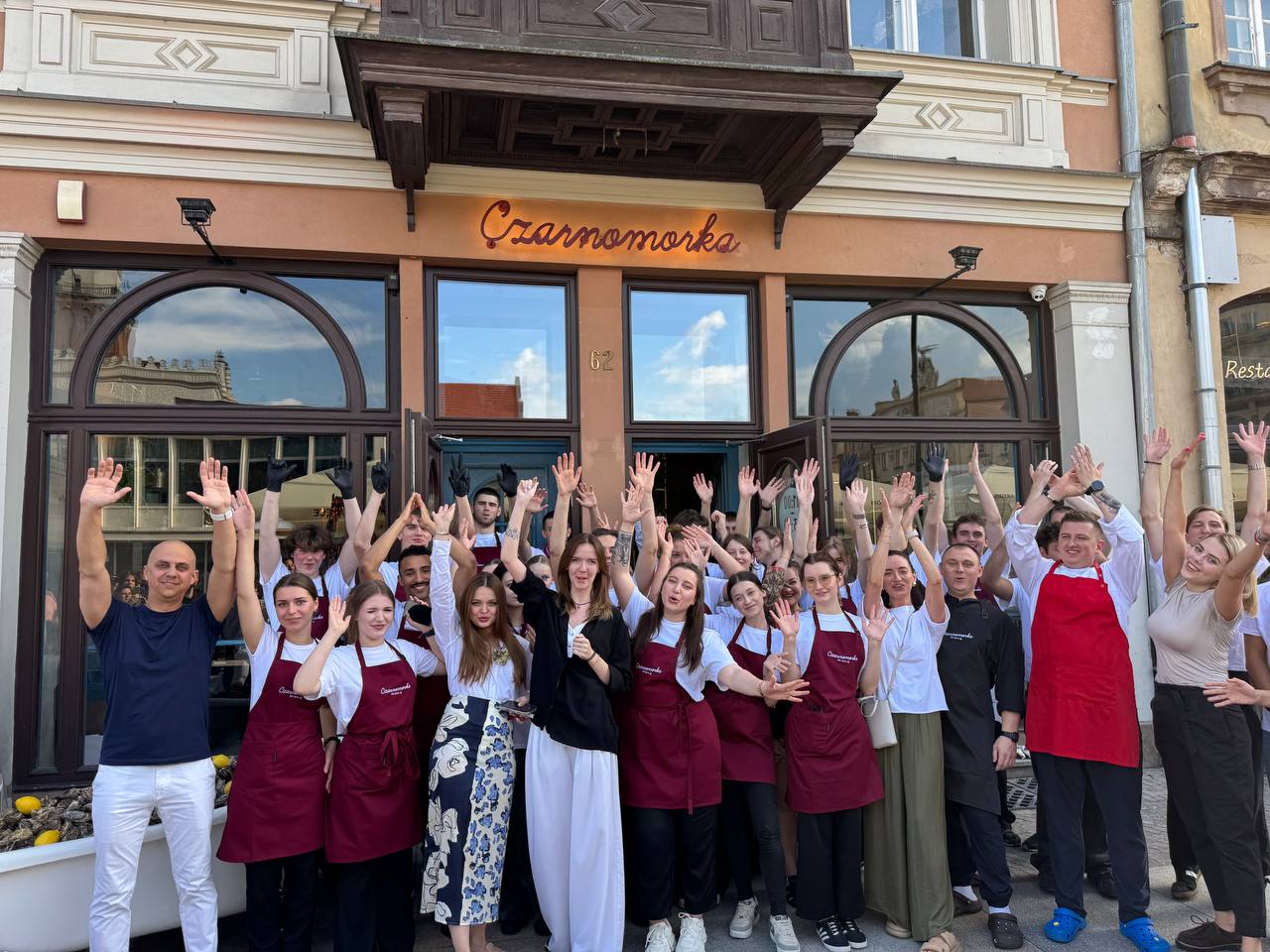 Czarnomorka: professional team photo at venue