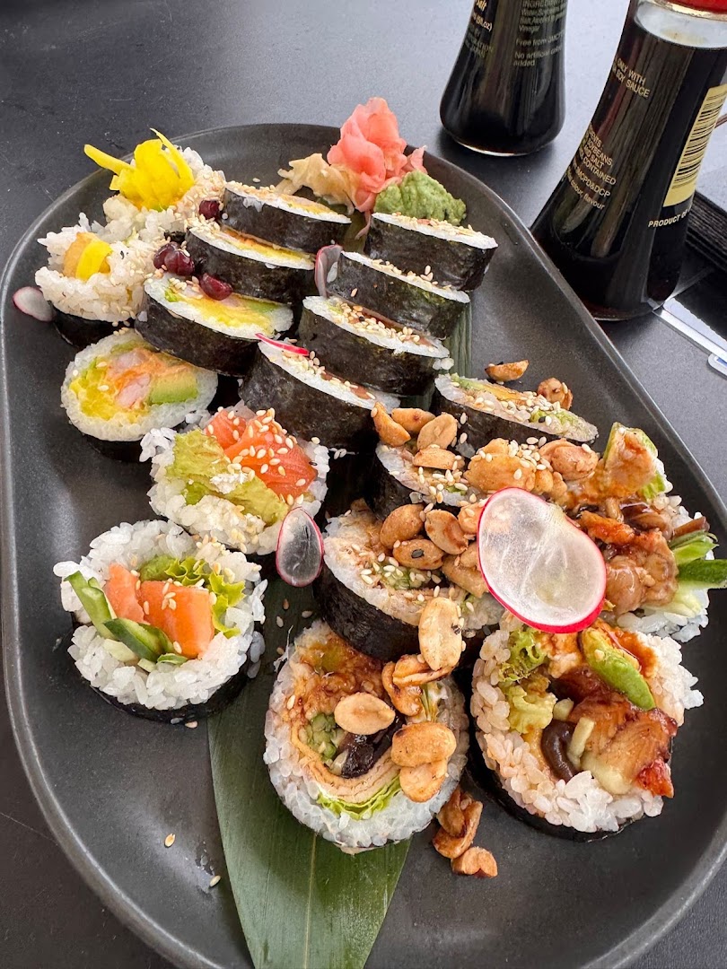 Moshi Moshi Sushi: appetizing, high-quality food photography