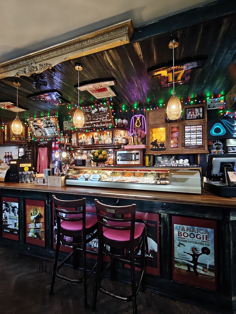 Tapas de Rucola: restaurant interior and atmosphere