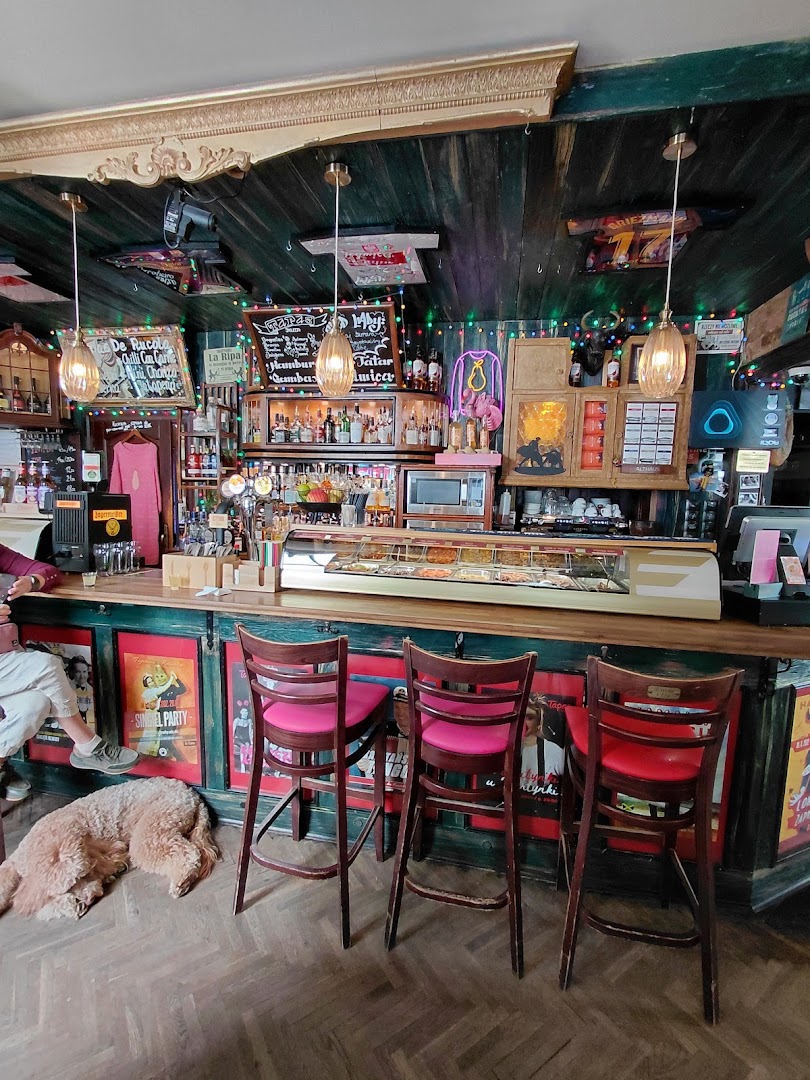 Tapas de Rucola: restaurant interior and atmosphere