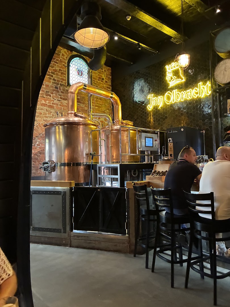 Jan Olbracht Browar Staromiejski: venue atmosphere and interior