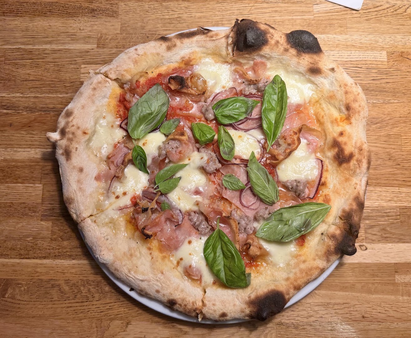 Stare Metropolis: appetizing, high-quality food photo