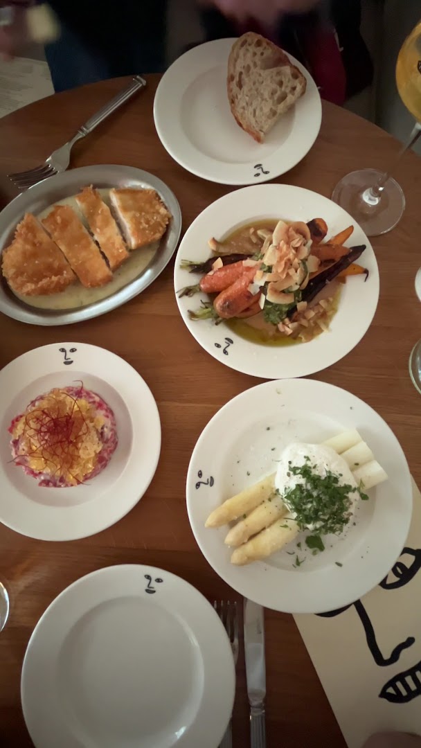 Bar Rascal: appetizing food spread, high quality