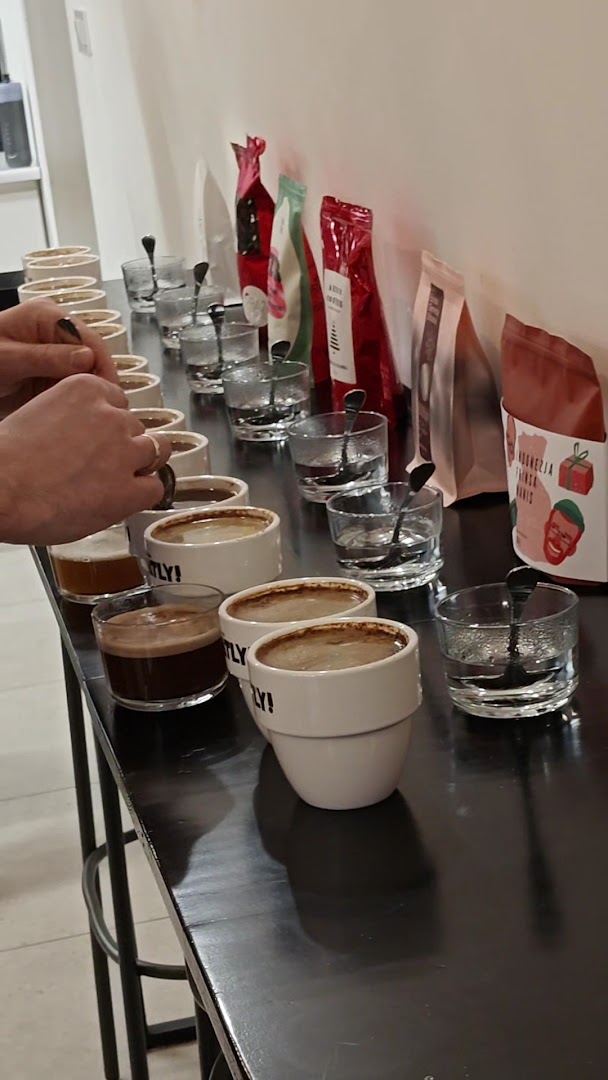 Dobra Materia: coffee tasting and preparation