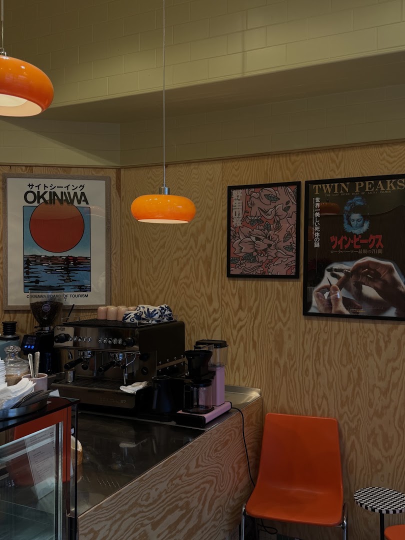 Konbini Coffee & Sando: attractive interior and cafe atmosphere