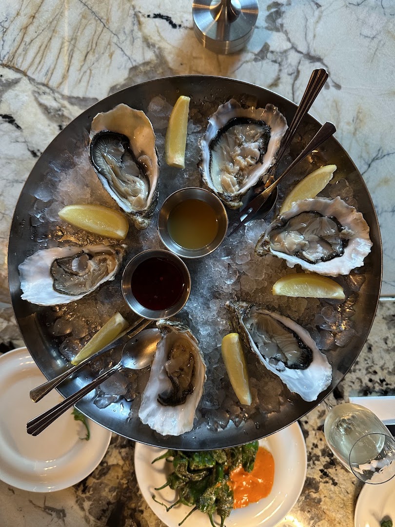 Padron: high quality, appetizing food photo