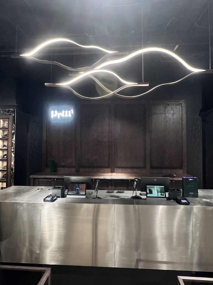 PRM Concept Store: professional interior shot of store