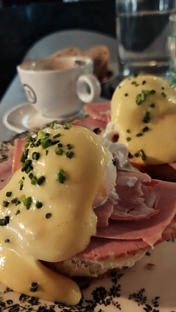 Sour: appetizing photo of brunch food