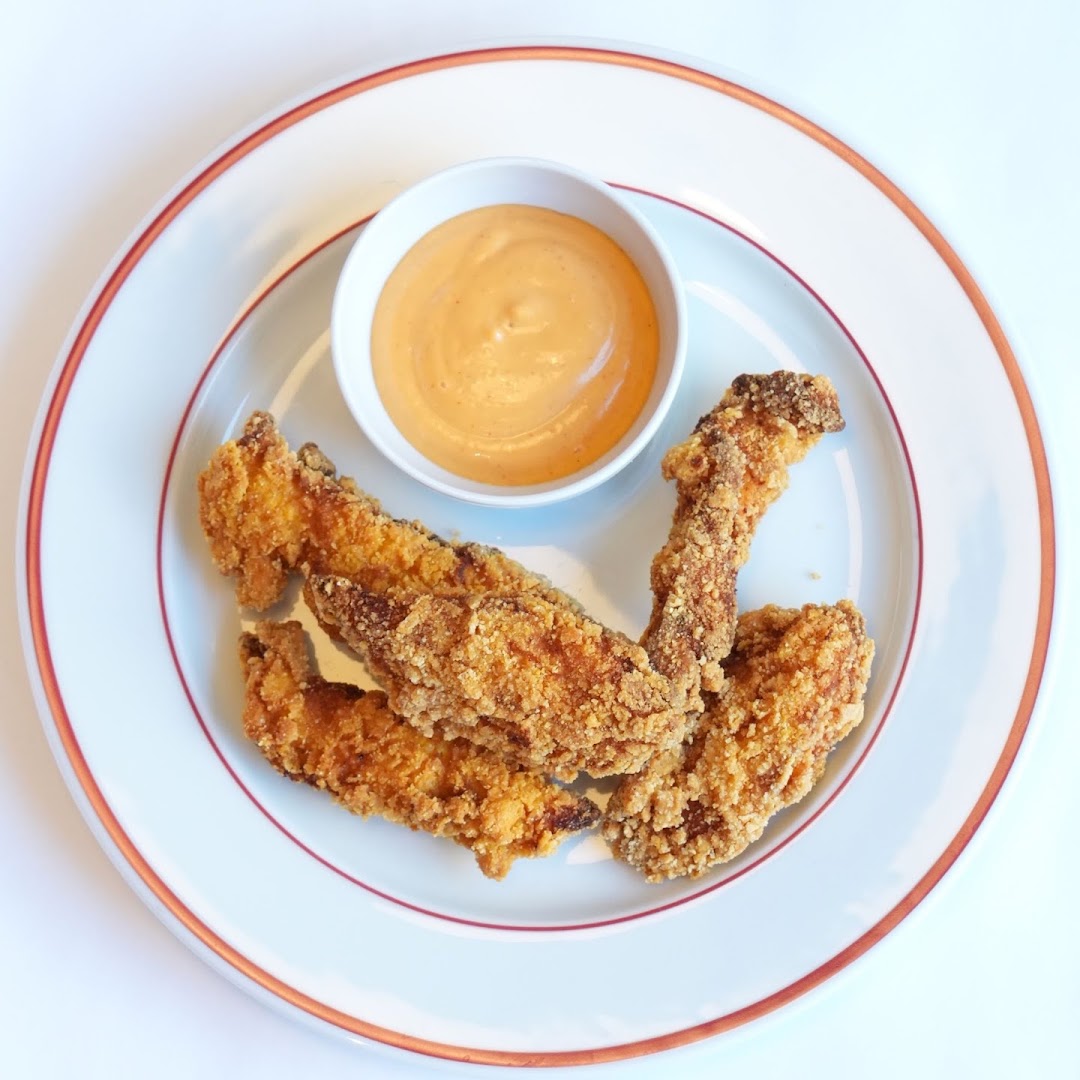 Between Bistro & Cocktail Bar: appetizing, high-quality food photography