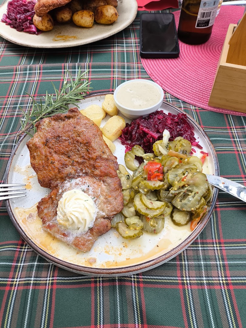 Konspira: appetizing, clear photo of food