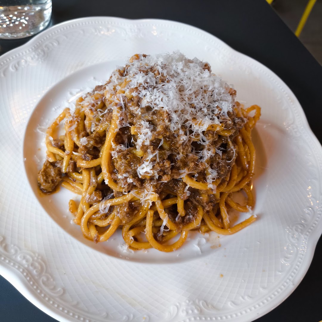 Ragu Pracownia Makaronu: appetizing, high-quality food photo