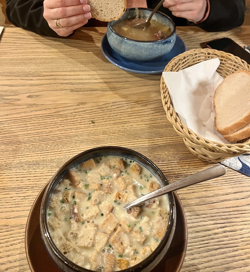 Stek Chałupa: appetizing photo of served food