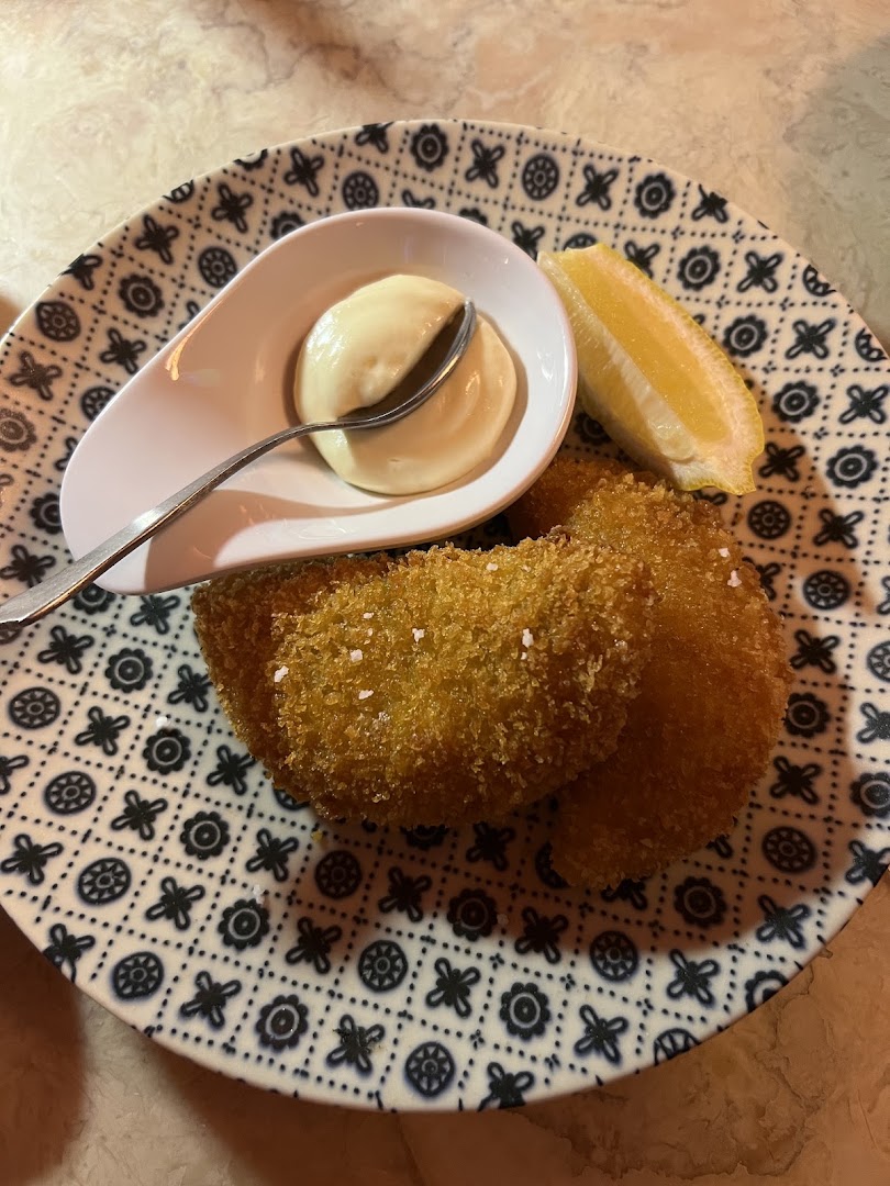 Tascaria de São Rafael: appetizing, high-quality food photo