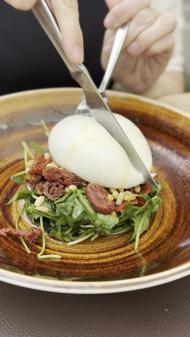 Lucca Italian Cuisine: appetizing, high-quality food photography