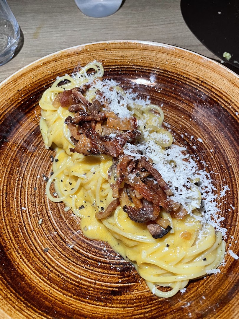 Lucca Italian Cuisine: appetizing, high-quality food photography