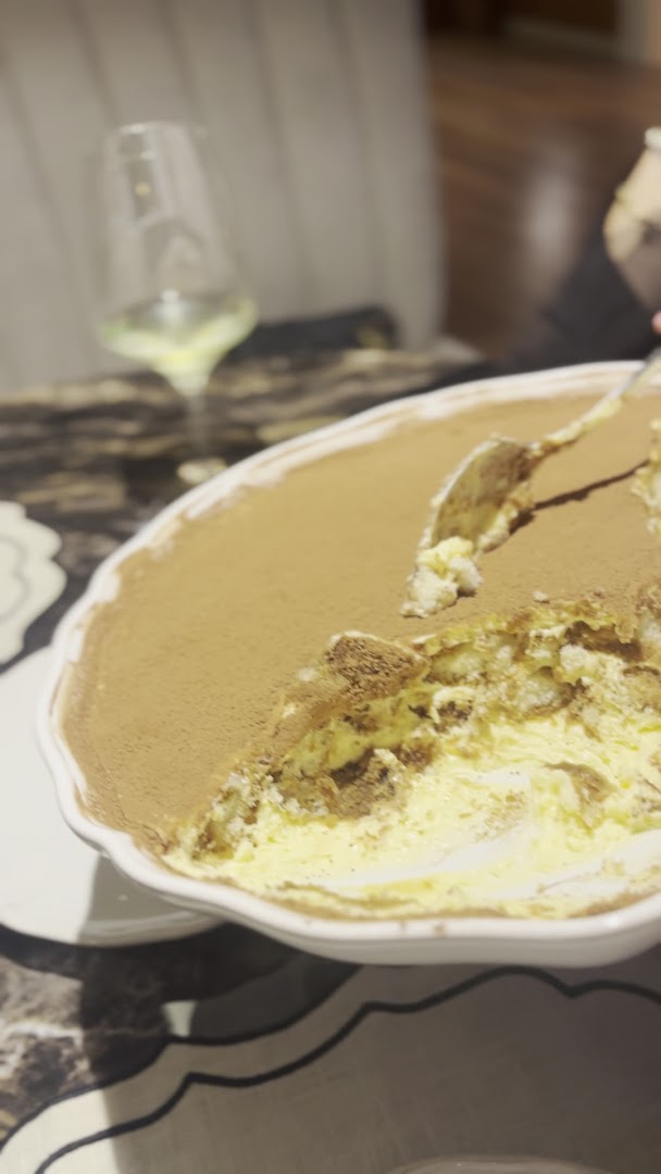 O Chalé: appetizing photo of served dessert