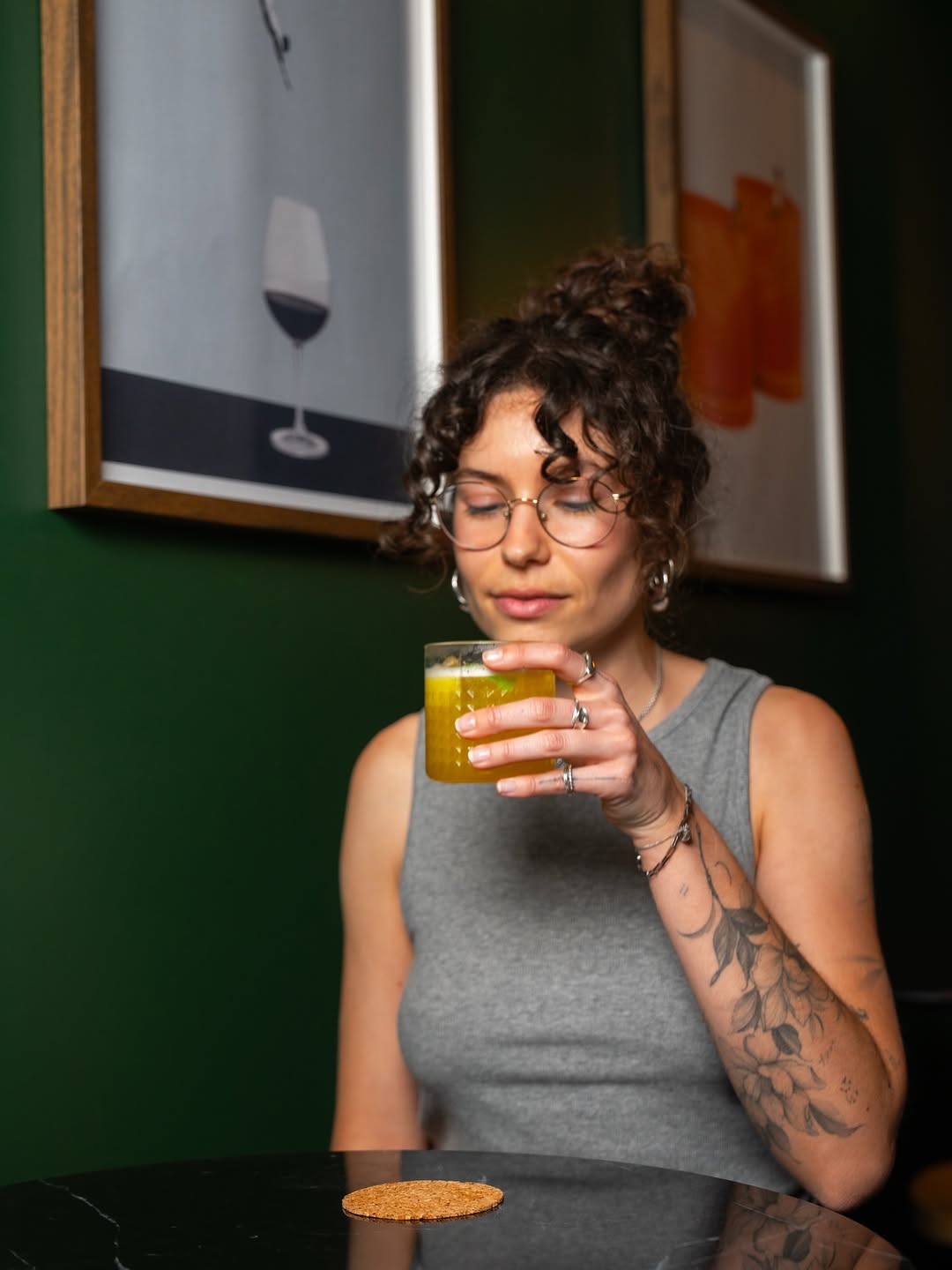 Lusa: professional photo showing bar atmosphere