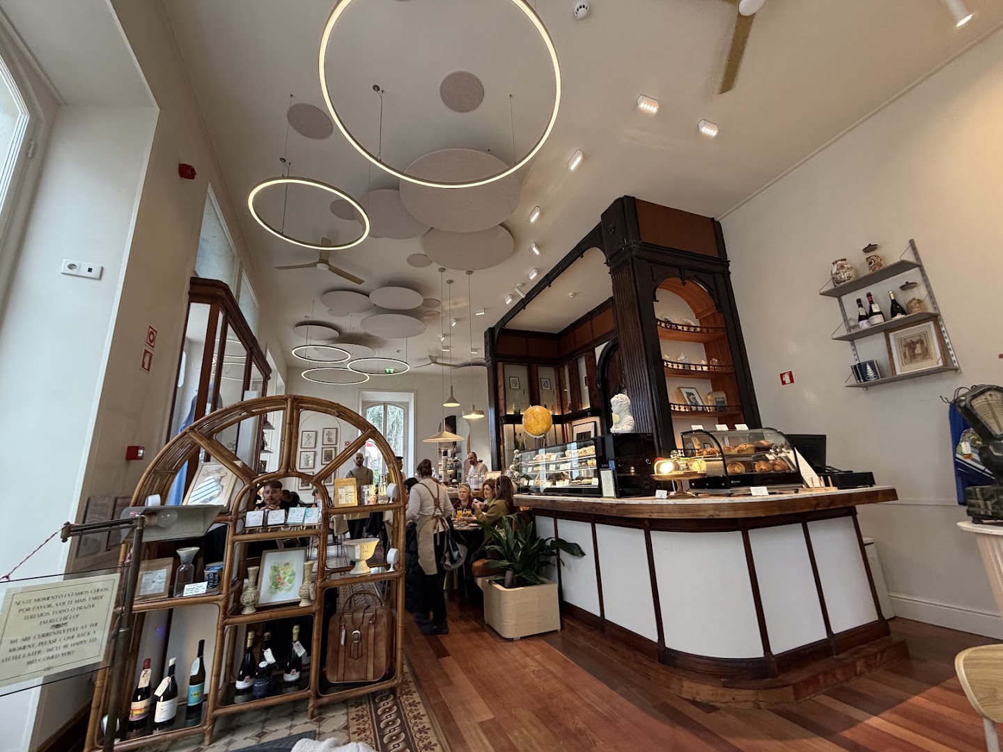 Cascara Coffee Shop: inviting and professional interior shot