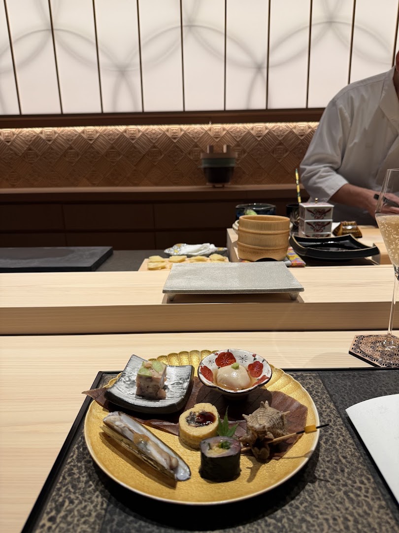 Hikari: high quality food presentation photo