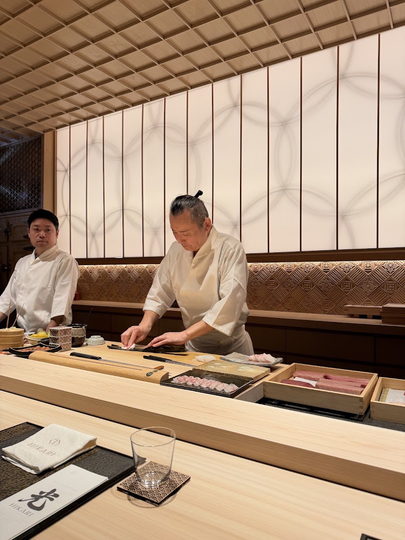 Hikari: professional shot of chef preparing