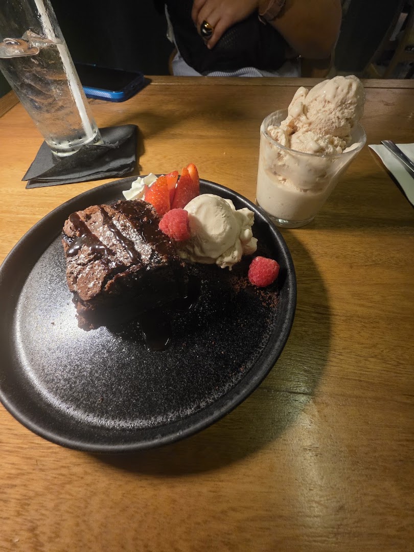 Trattoria Campioni: appetizing photo of restaurant dessert