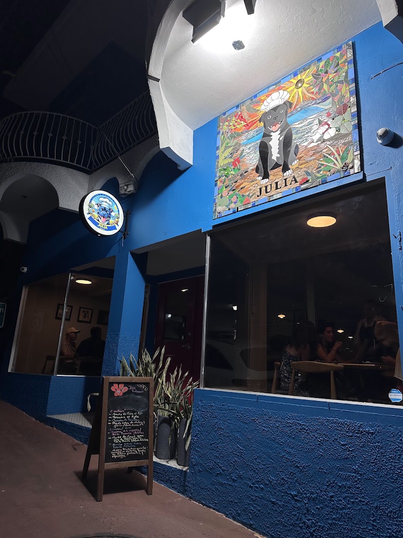 Julia: clear exterior shot of restaurant