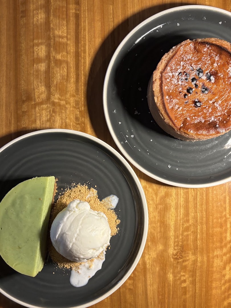 Julia: appetizing, high-quality food photography