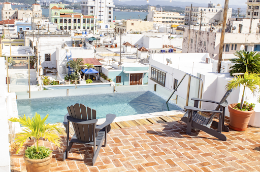 ALMA San Juan: beautiful rooftop pool and view