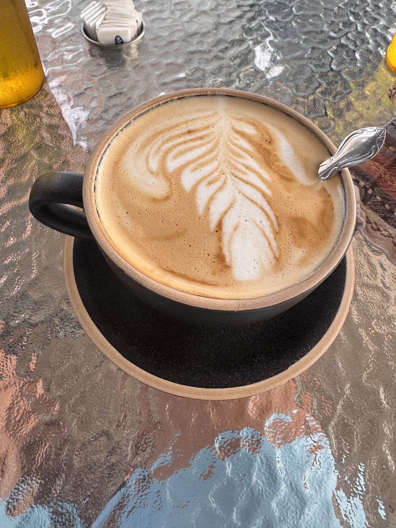 Rising Roost: appetizing photo of latte art