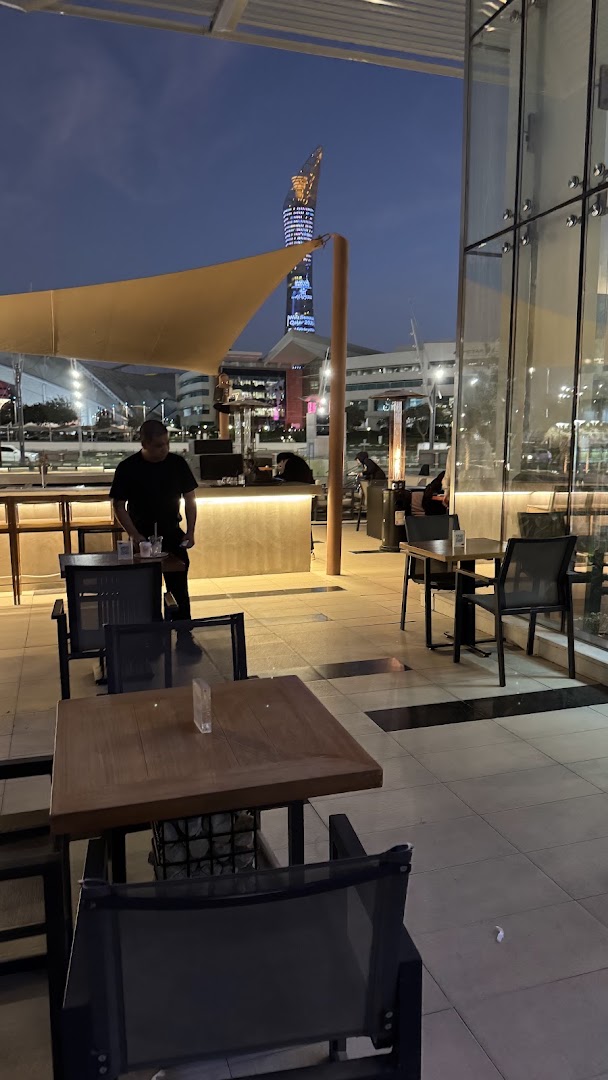 Flat White Ritual: inviting terrace with nice view