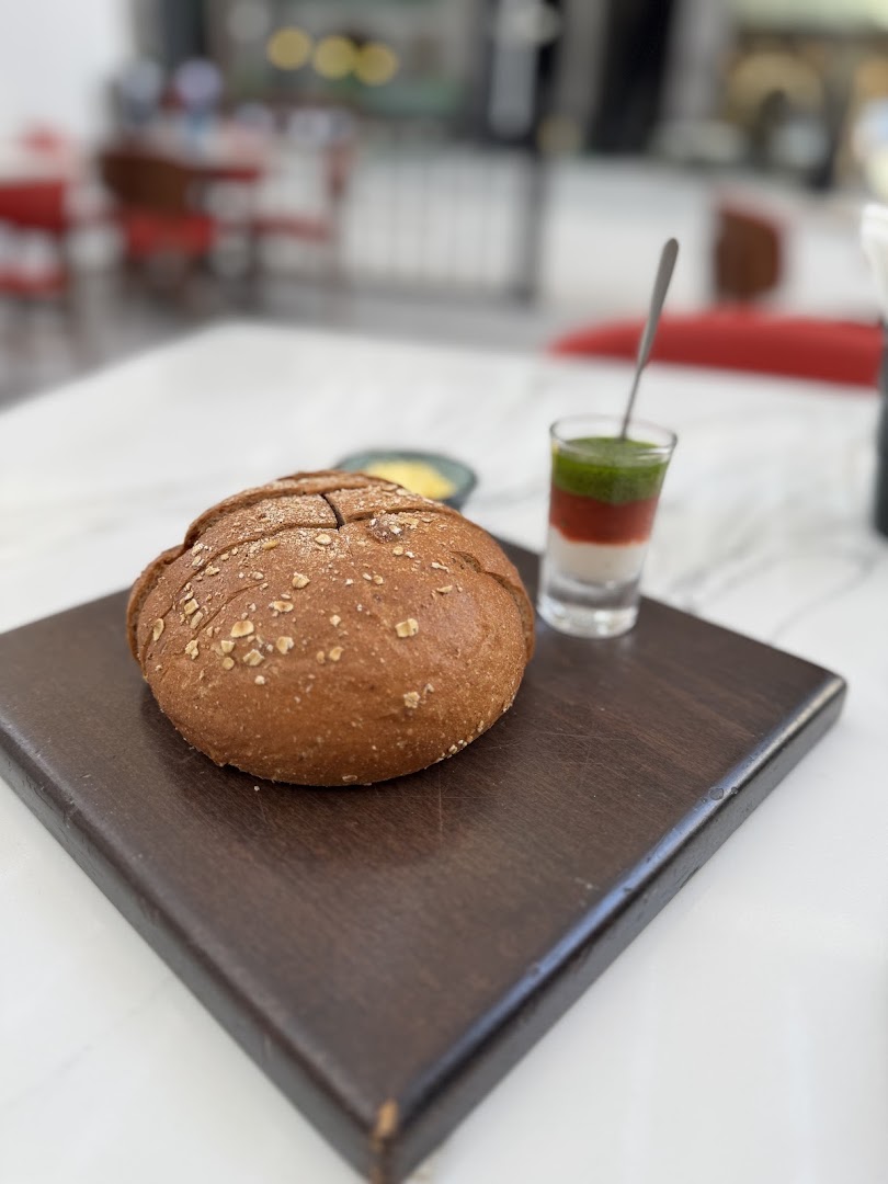 NEO: appetizing and professional food photo