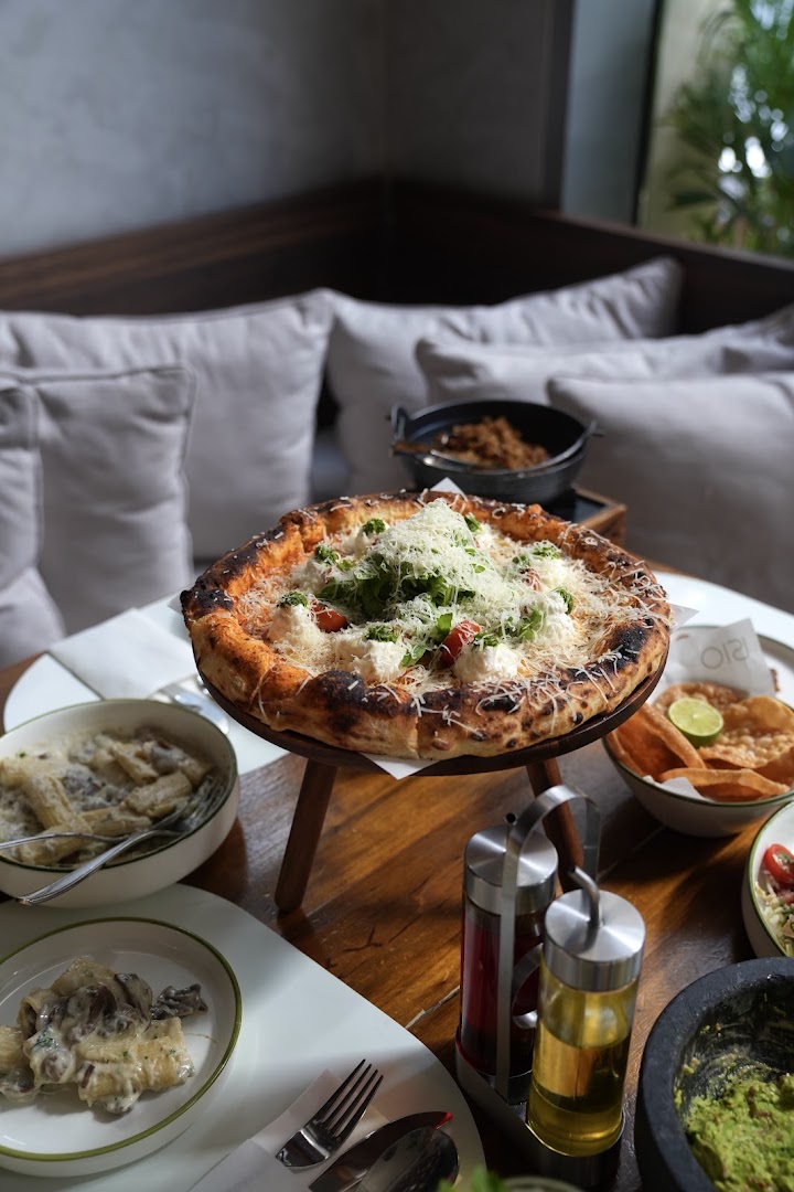 RIO: appetizing food photography, professional quality
