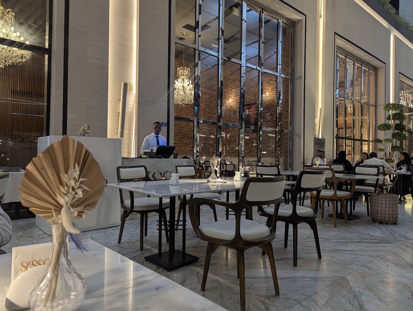Sasso: high quality interior atmosphere shot