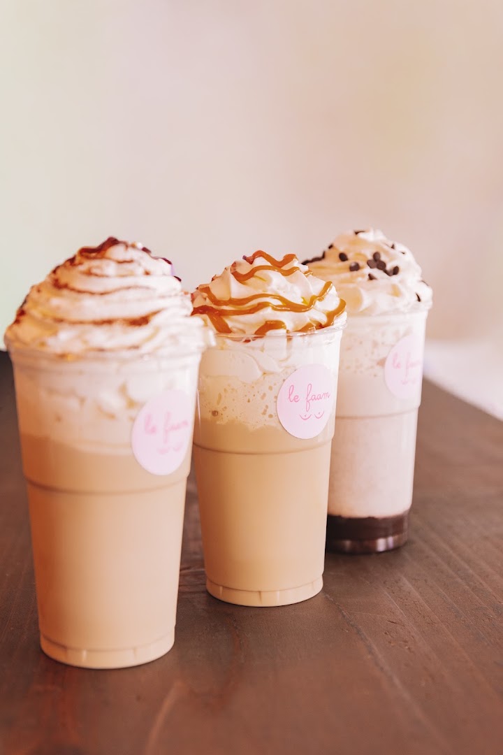 Le Faam: appetizing photo of brunch drinks