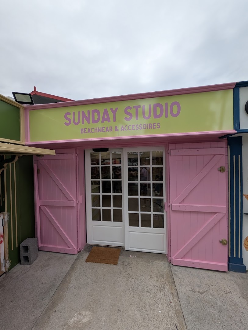 Sunday Studio: clear storefront photo of shop