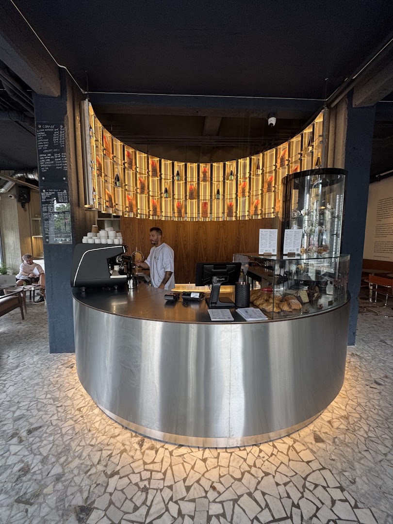 BÜFFÈ.35: professional shot of venue interior