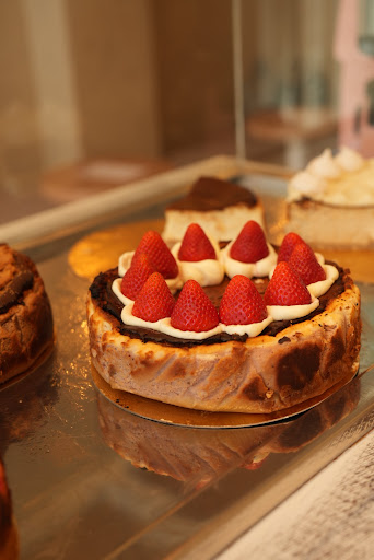 Cheesecake by Cookie Beacon: appetizing photo of shop product