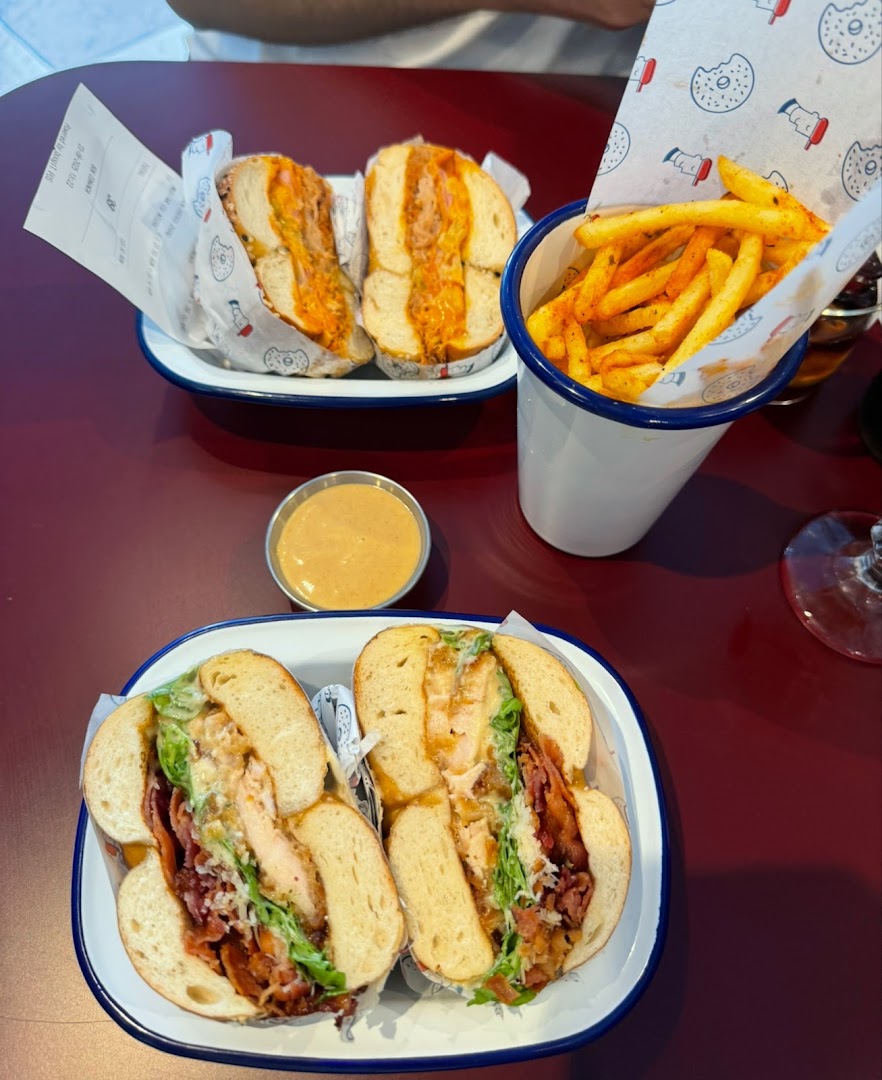 Michael's Bagel: appetizing photo of restaurant food