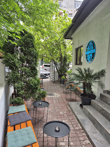 Orgolio: inviting outdoor terrace atmosphere