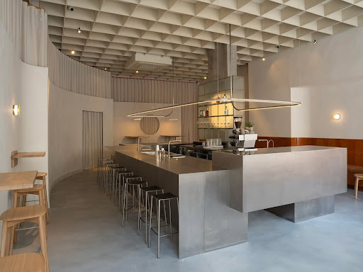 PERL: professional interior shot of venue