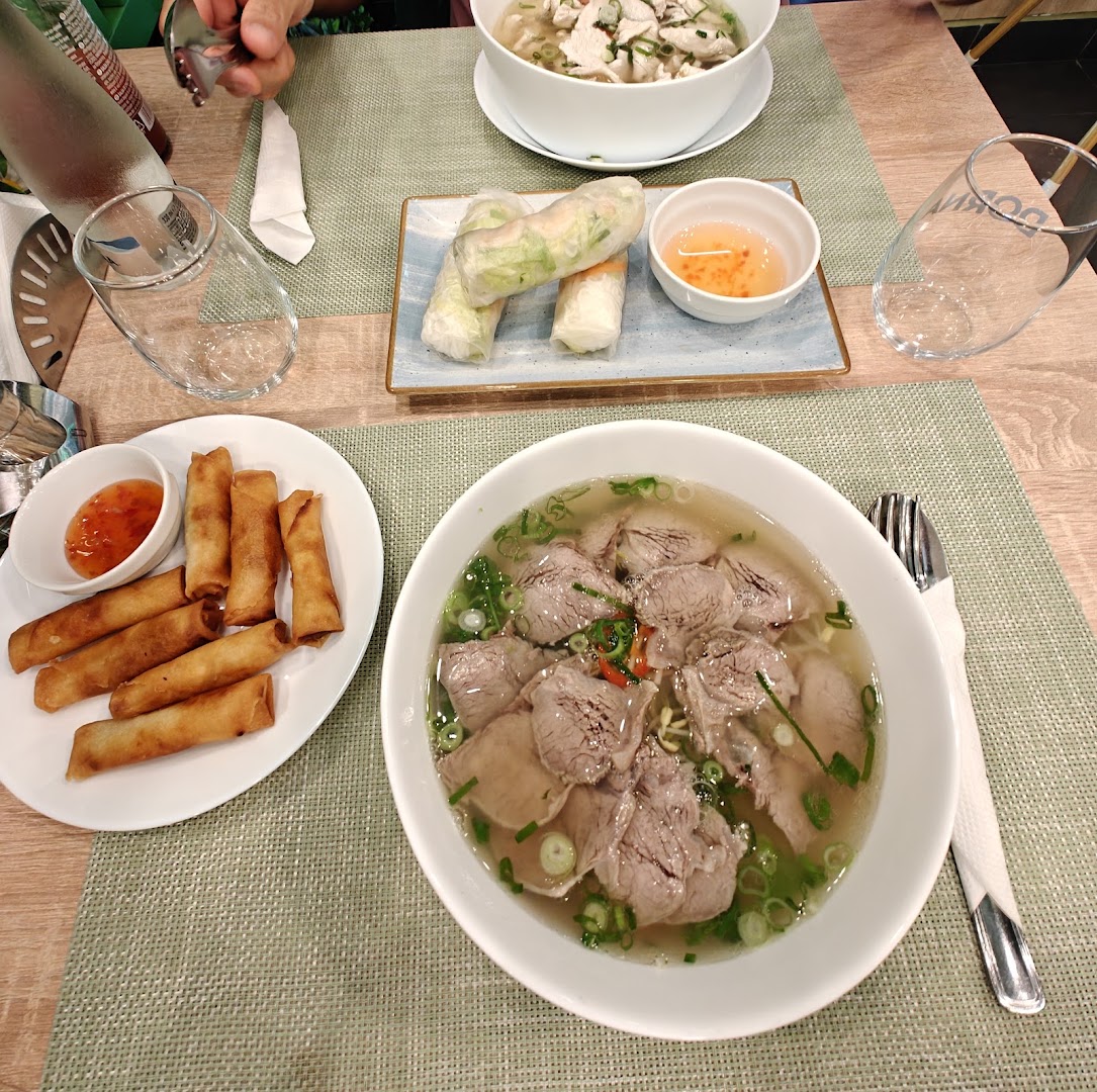 Pho Dee: appetizing photo of restaurant food